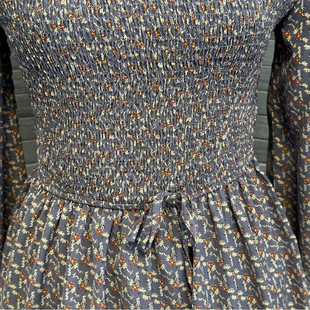 Hayden Ruched Floral Top - Picture 2 of 5